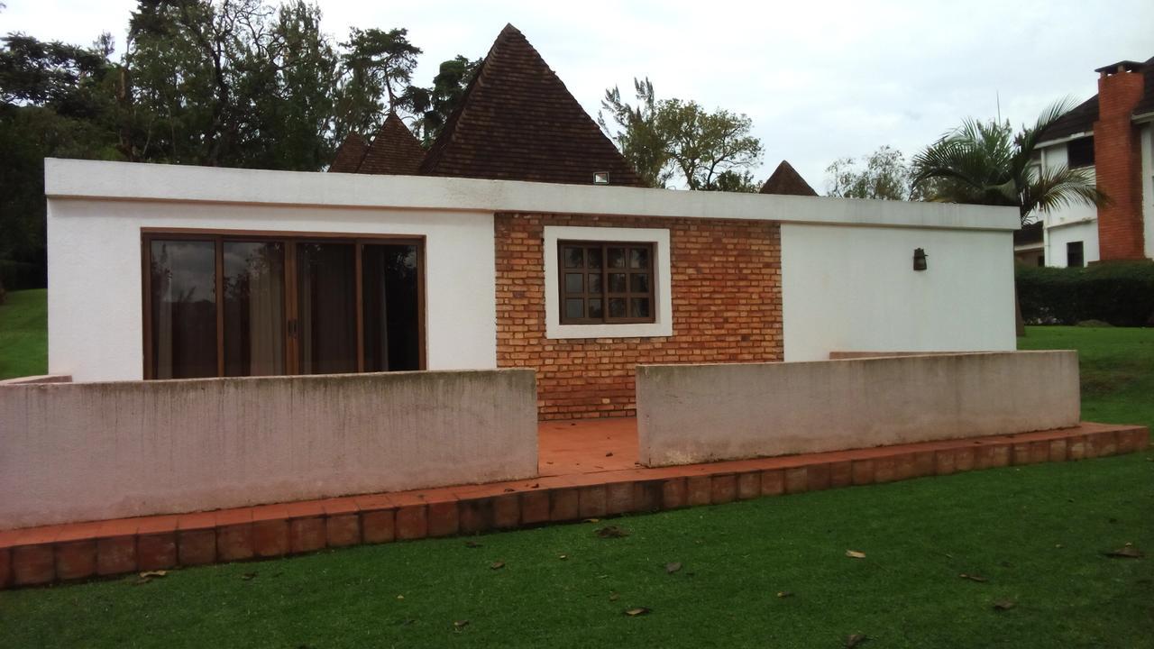 White Horse Inn Kabale ภายนอก รูปภาพ